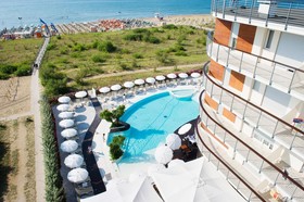 Jesolopalace Hotel & Aparthotel