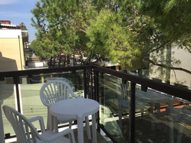 La Maison Hotel