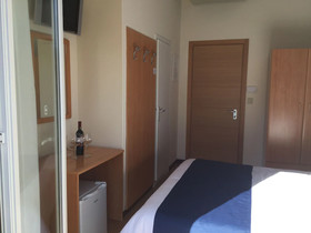 La Maison Hotel