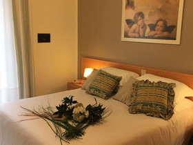 La Maison Hotel