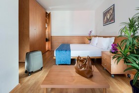Esperya Aparthotel