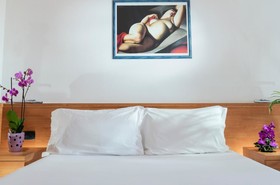 Esperya Aparthotel