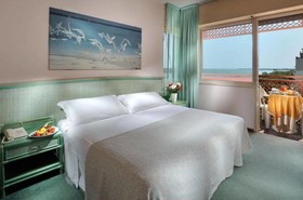American Hotel