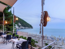 Hotel Baia delle Zagare