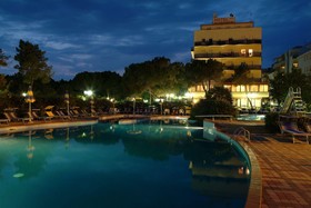 Hotel Ausonia