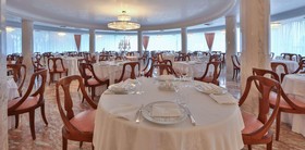 Hotel Globus, Sure Hotel Collection by Best Western