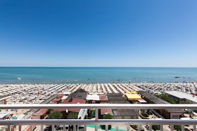 Hotel Mayflower