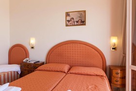 Hotel Mayflower