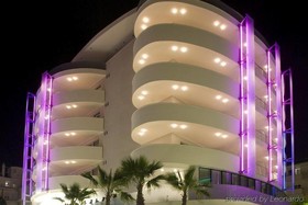 Premier & Suites