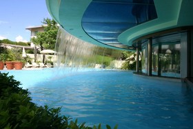 Premier & Suites