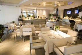 Premier & Suites