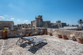 Dimora Del Vescovo Guest House