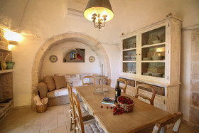 Trulli & Dimore