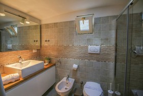 Trulli Di Bouganville