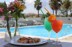 Sea Lion Hotel