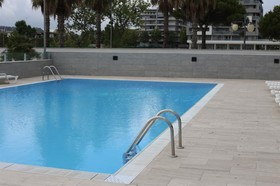 Sea Lion Hotel