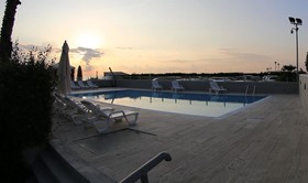 Sea Lion Hotel