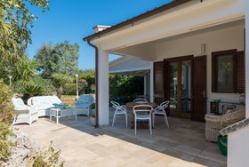 Villa Rosa Marina with garden by Wonderful Italy