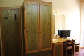 Phi Hotel Ambra