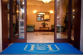 Phi Hotel Ambra