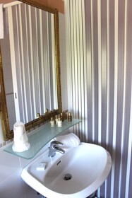 Phi Hotel Ambra