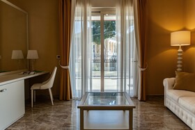 Aurum Suites