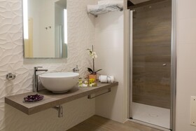 Aurum Suites