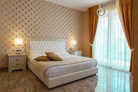 Aurum Suites