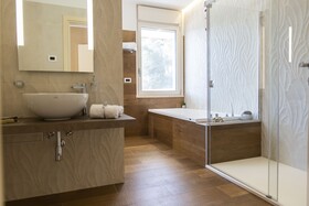 Aurum Suites