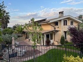 Peperosa In Collina Luxury B&B