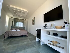 Marina Bay Luxury Rooms