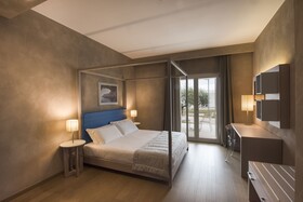 Cala Ponte, a Tribute Portfolio Hotel