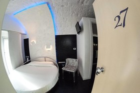 Vingt-Sept Bed and Breakfast