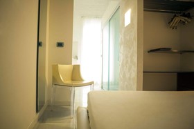 Vingt-Sept Bed and Breakfast