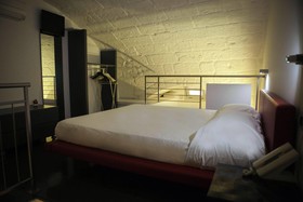 Vingt-Sept Bed and Breakfast