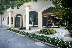 Seebay Hotel