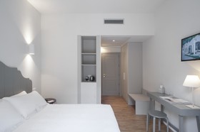 Seebay Hotel