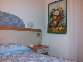 Hotel Rosa Meuble