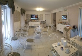 Hotel Rosa Meuble