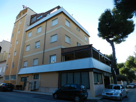 Hotel Victoria Meublé