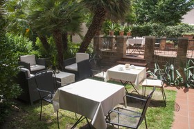 Ai Giardini Di San Vitale