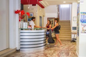 Hotel Consul