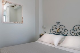 Hotel Corona