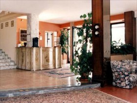 Hotel Corona