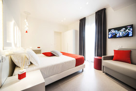 Love Boat Hotel