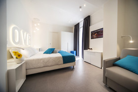 Love Boat Hotel
