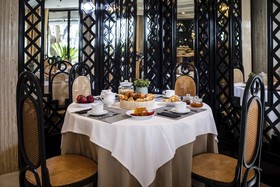 Metropol Ceccarini Suite