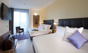 Aqua Hotel