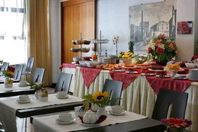 Astoria Suite