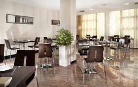 Astoria Suite